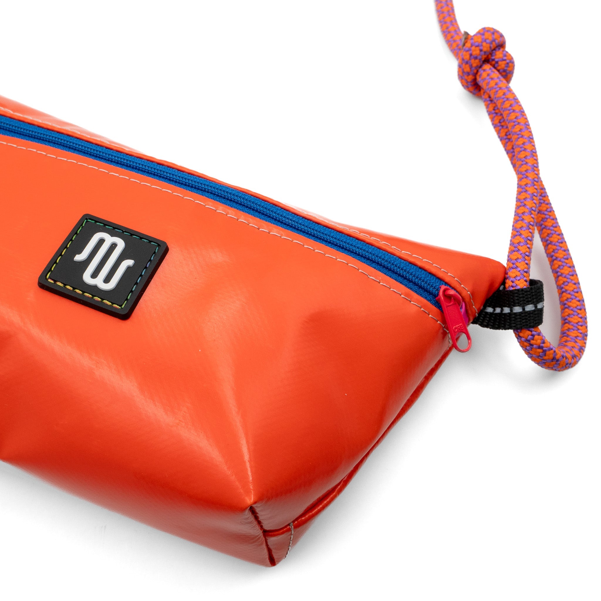 Sling Bag - DOT 136 - DOT - medencebag