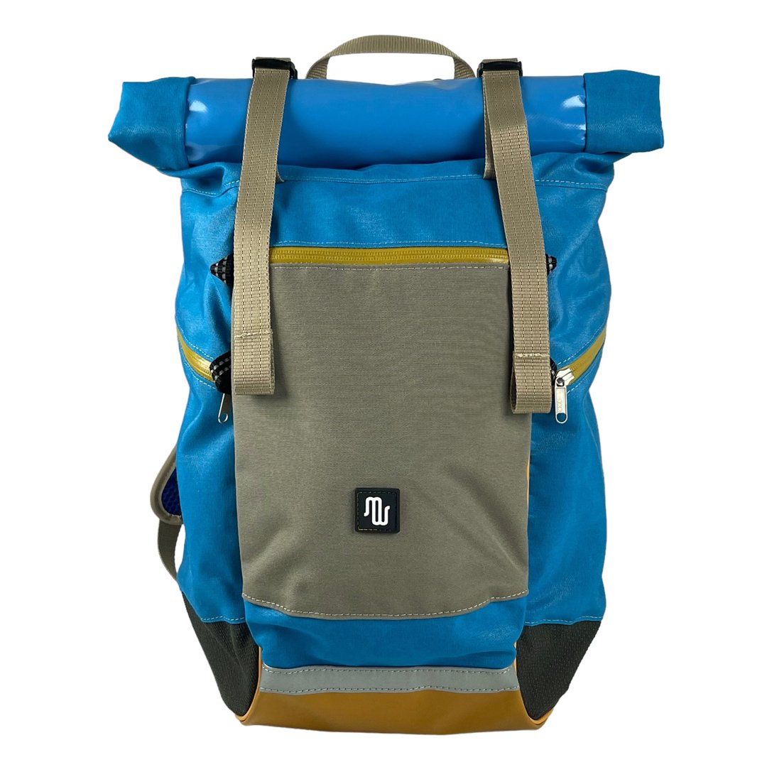 BUD Light No. 038 - Backpacks - medencebag