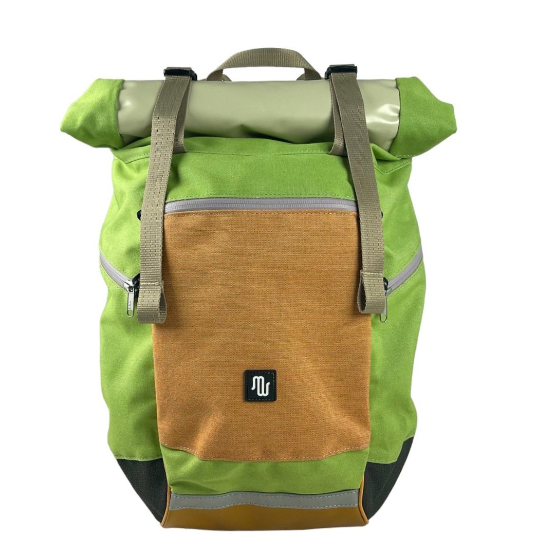 BUD Light No. 050 - Backpacks - medencebag