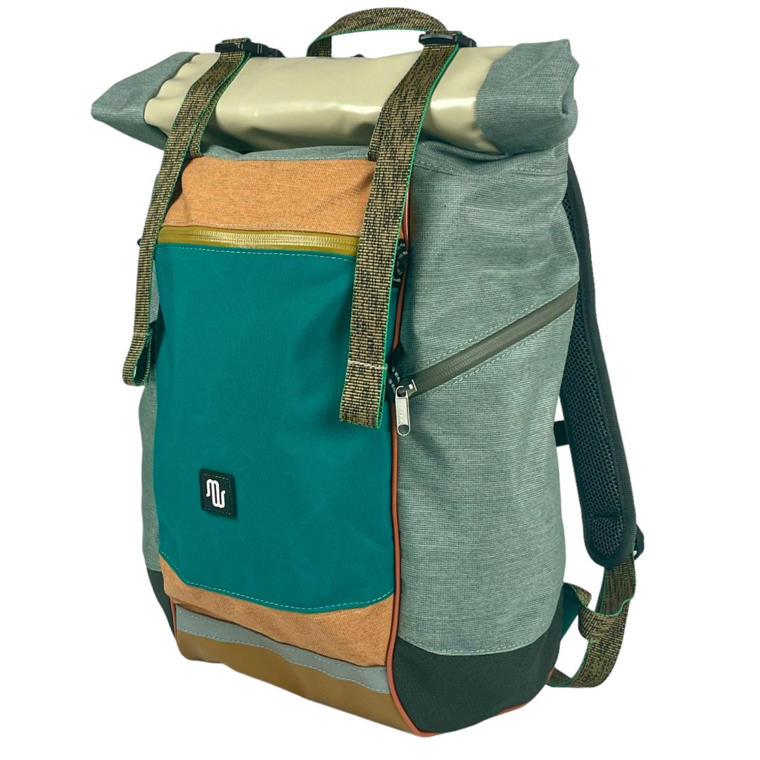 BUD Light No. 059 - Backpacks - medencebag