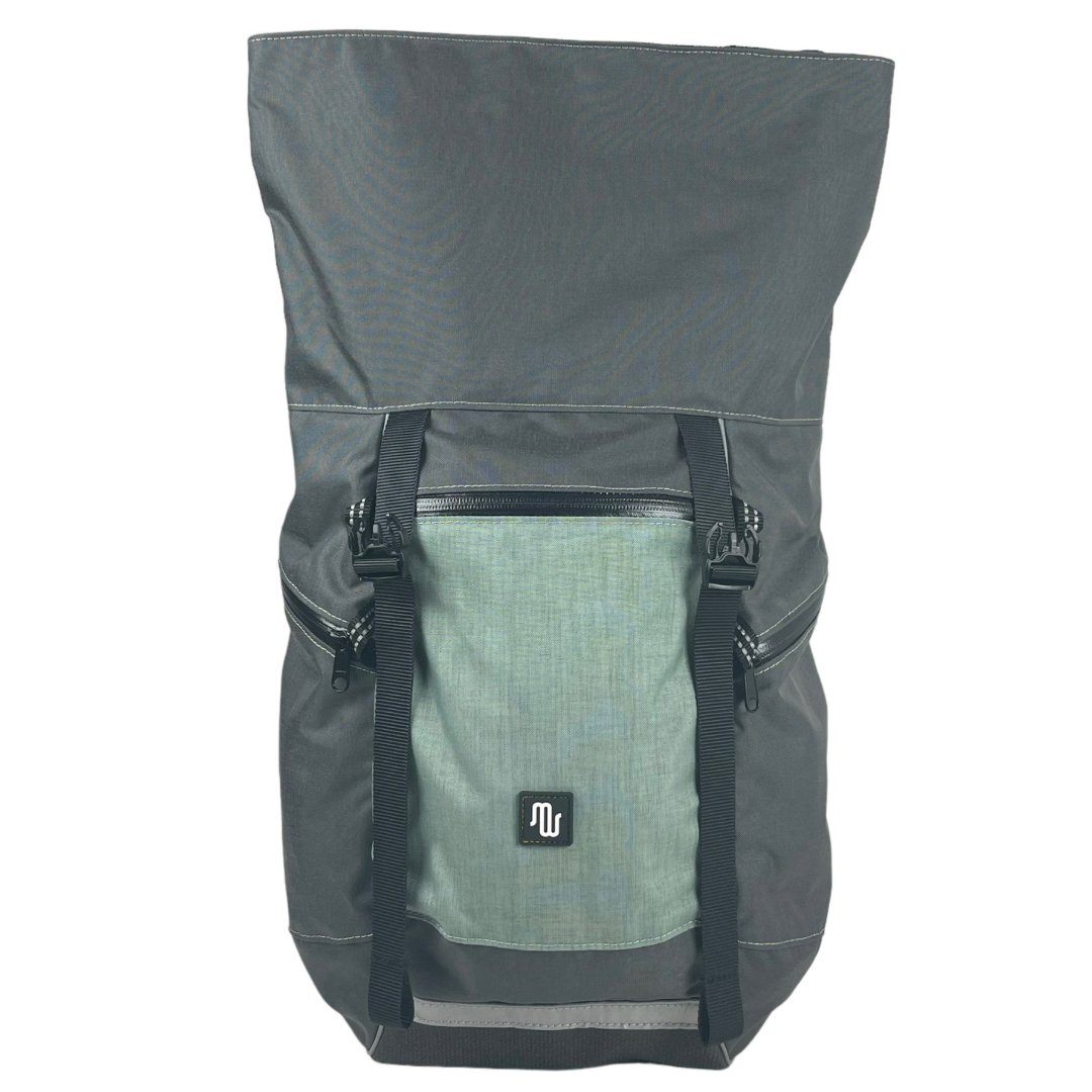 BUD Light No. 060 - Backpacks - medencebag
