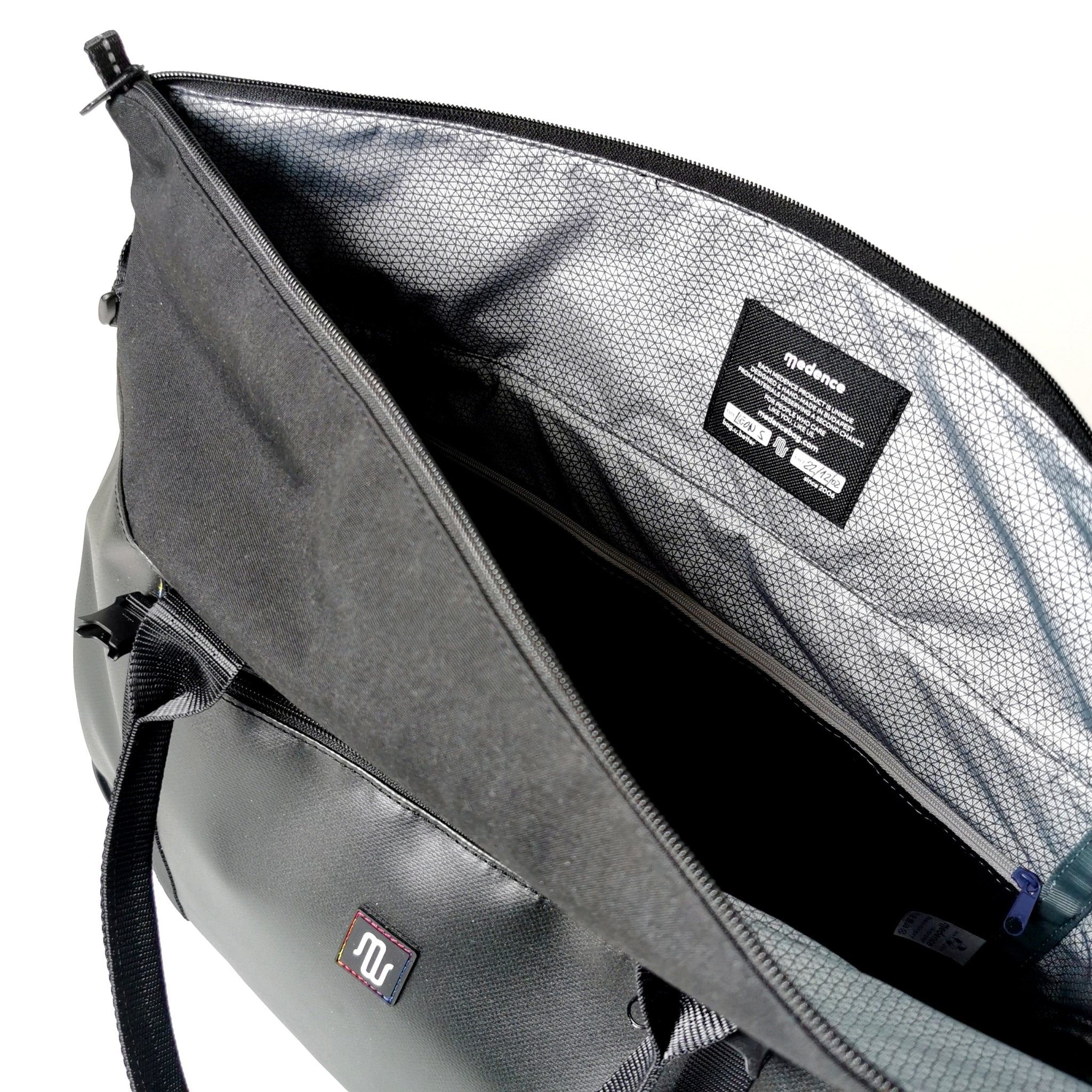 LEON-S No. 008 - medencebag