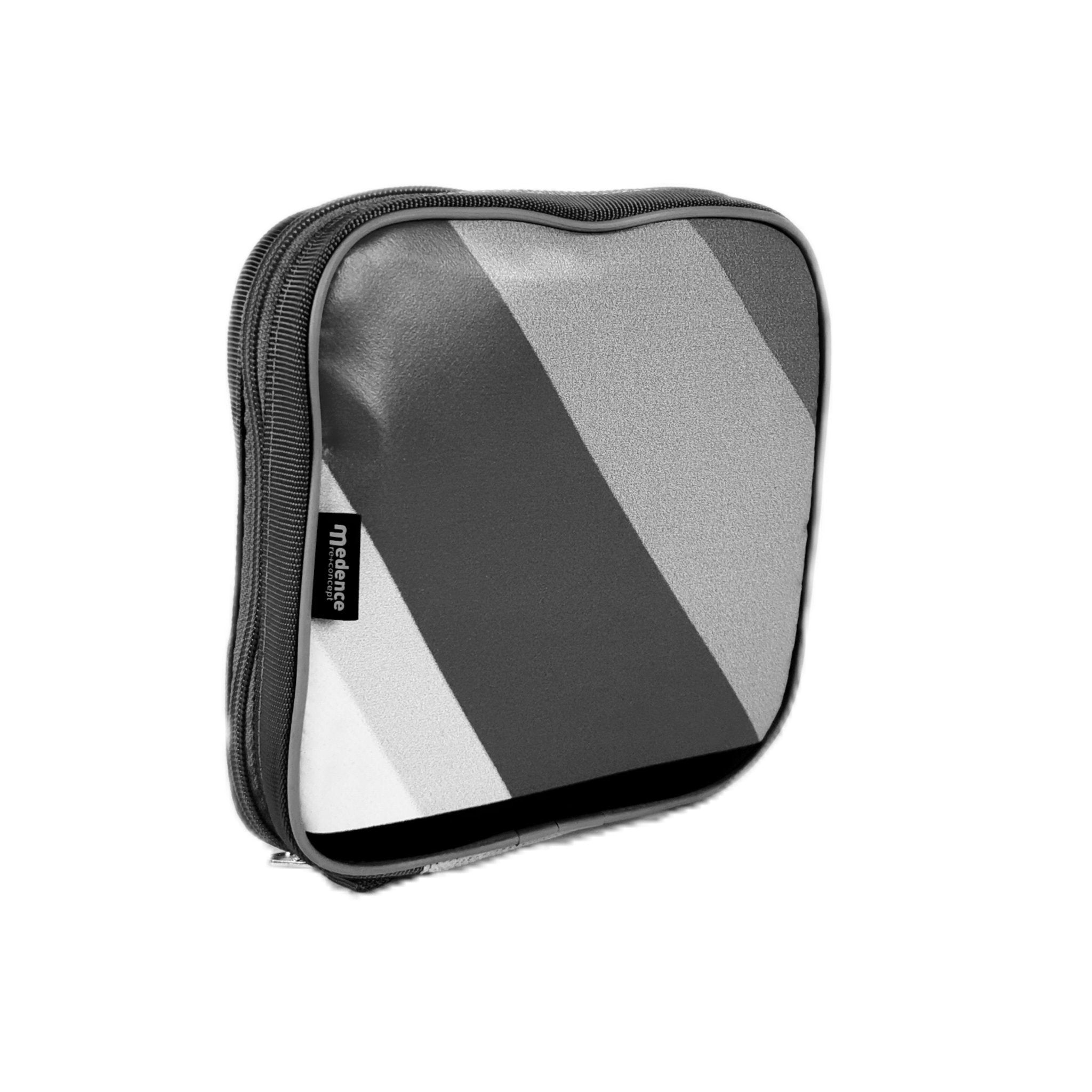 NEX / showroom - showroom - medencebag