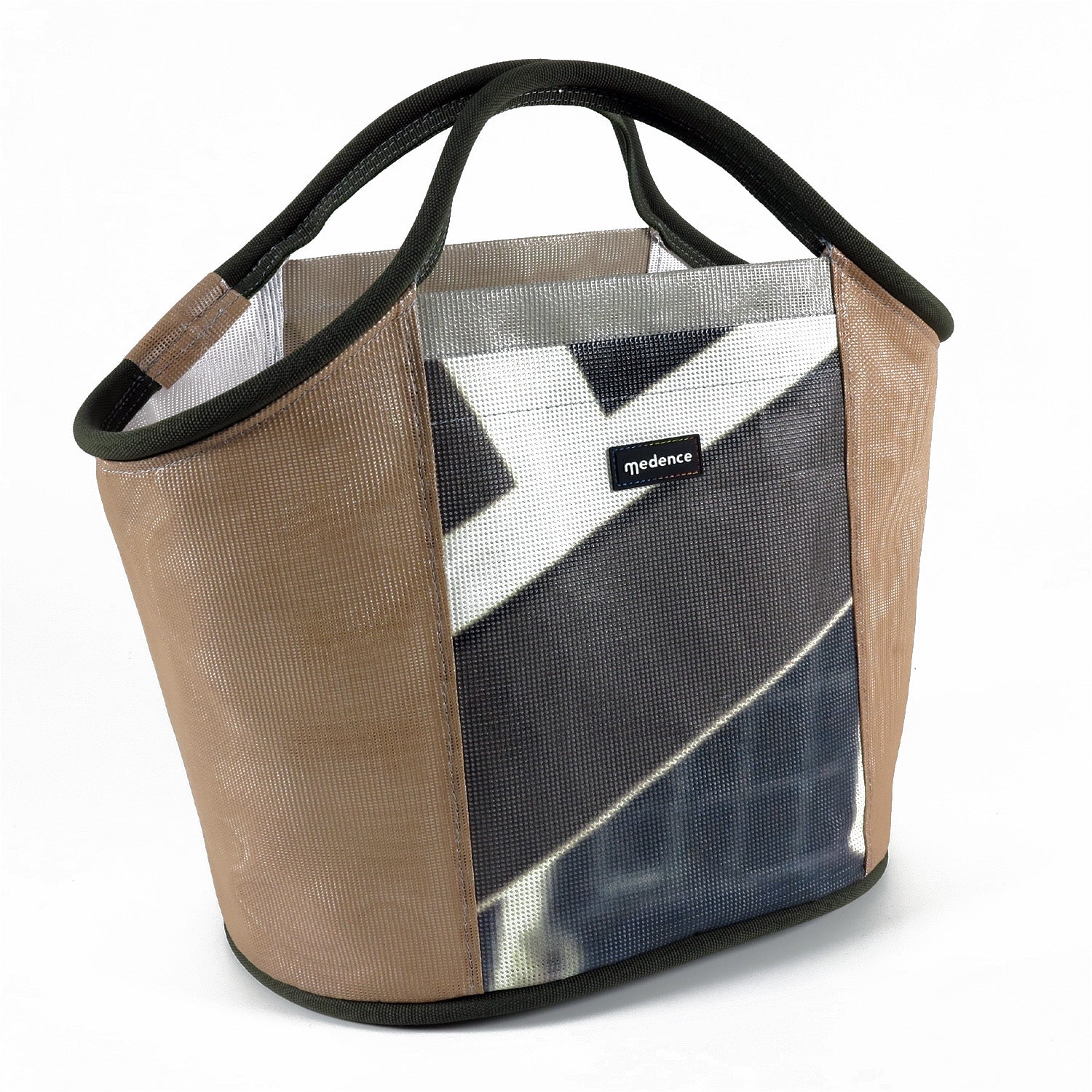 PIAC No. 077 - Baskets - medencebag