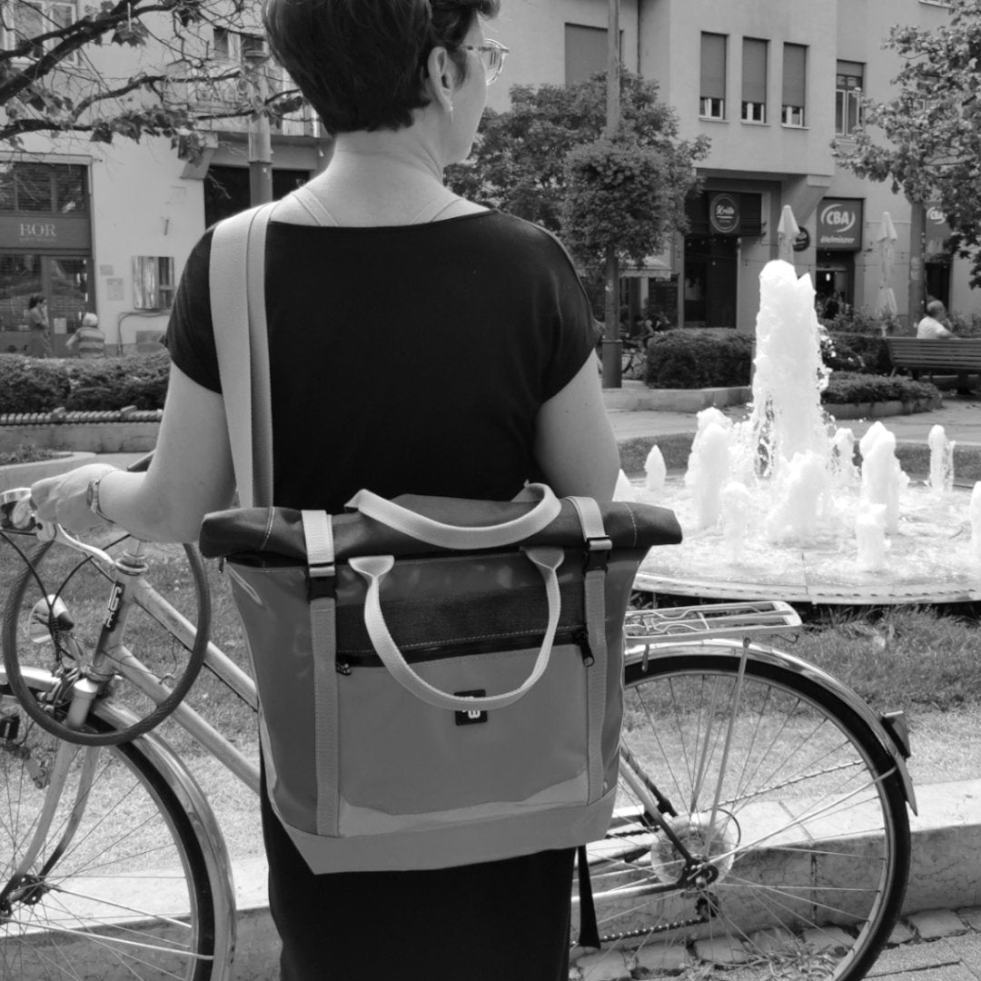 TAKE No. 010 - Shoulder bag - medencebag