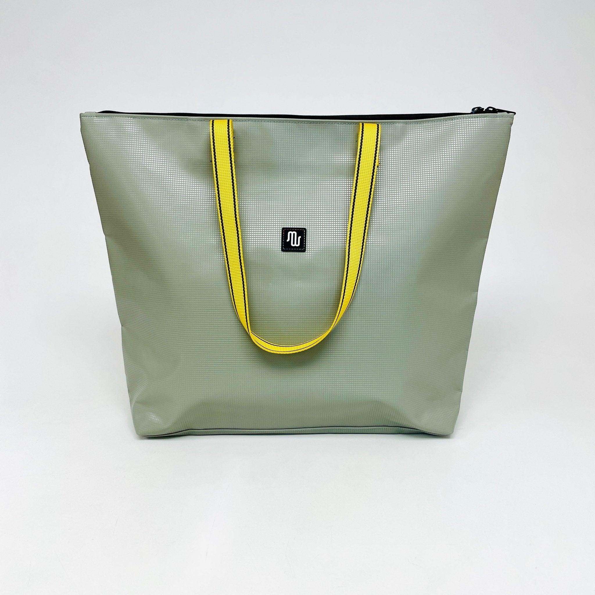 Shoulder Bag - LOMB OUTLET - showroom - medencebag