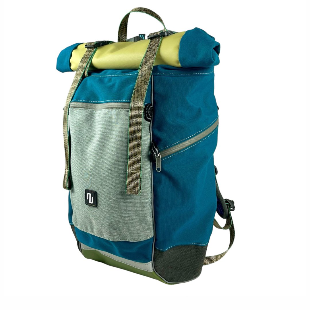BUD Light No. 035 - Backpacks - medencebag