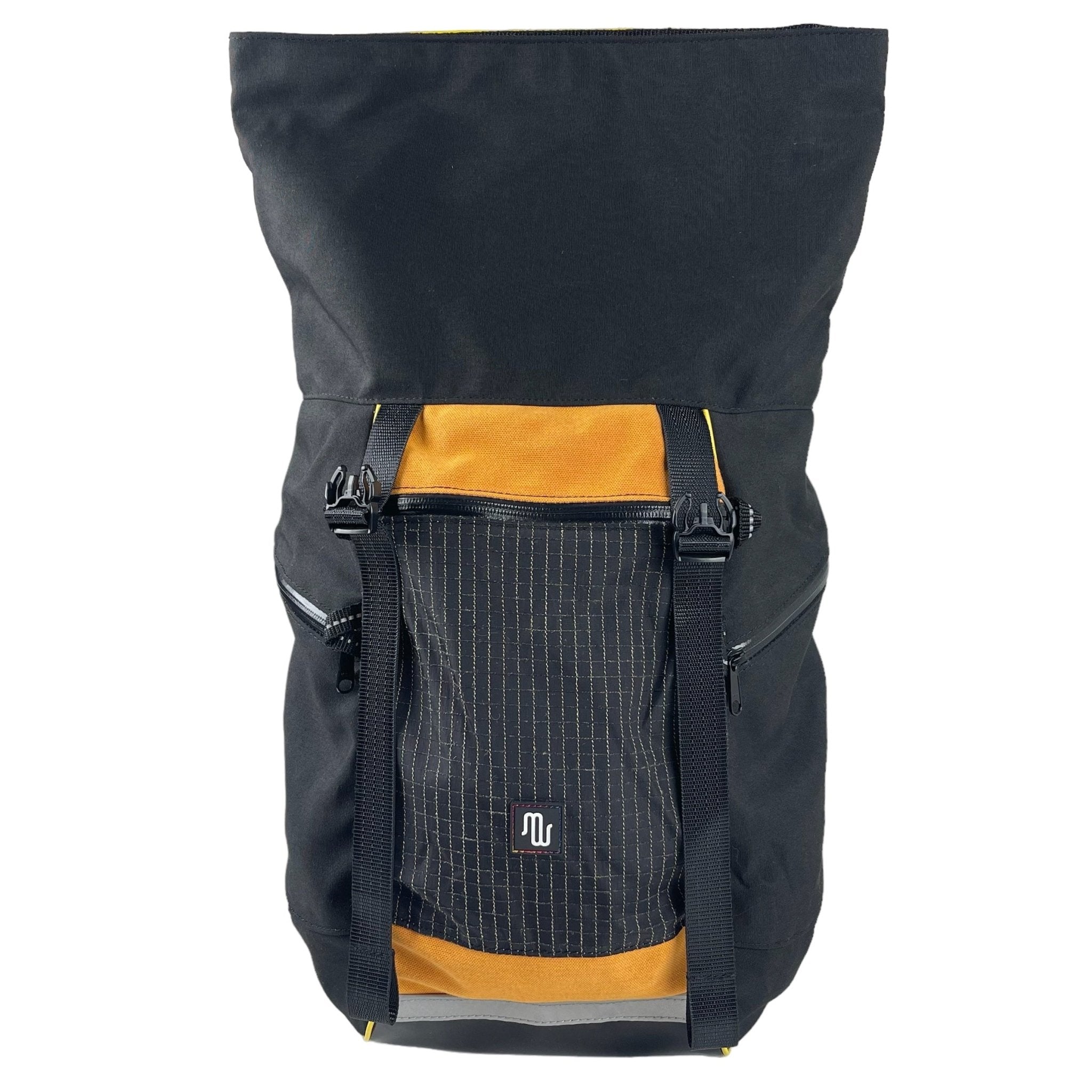 BUD Light No. 043 - Backpacks - medencebag